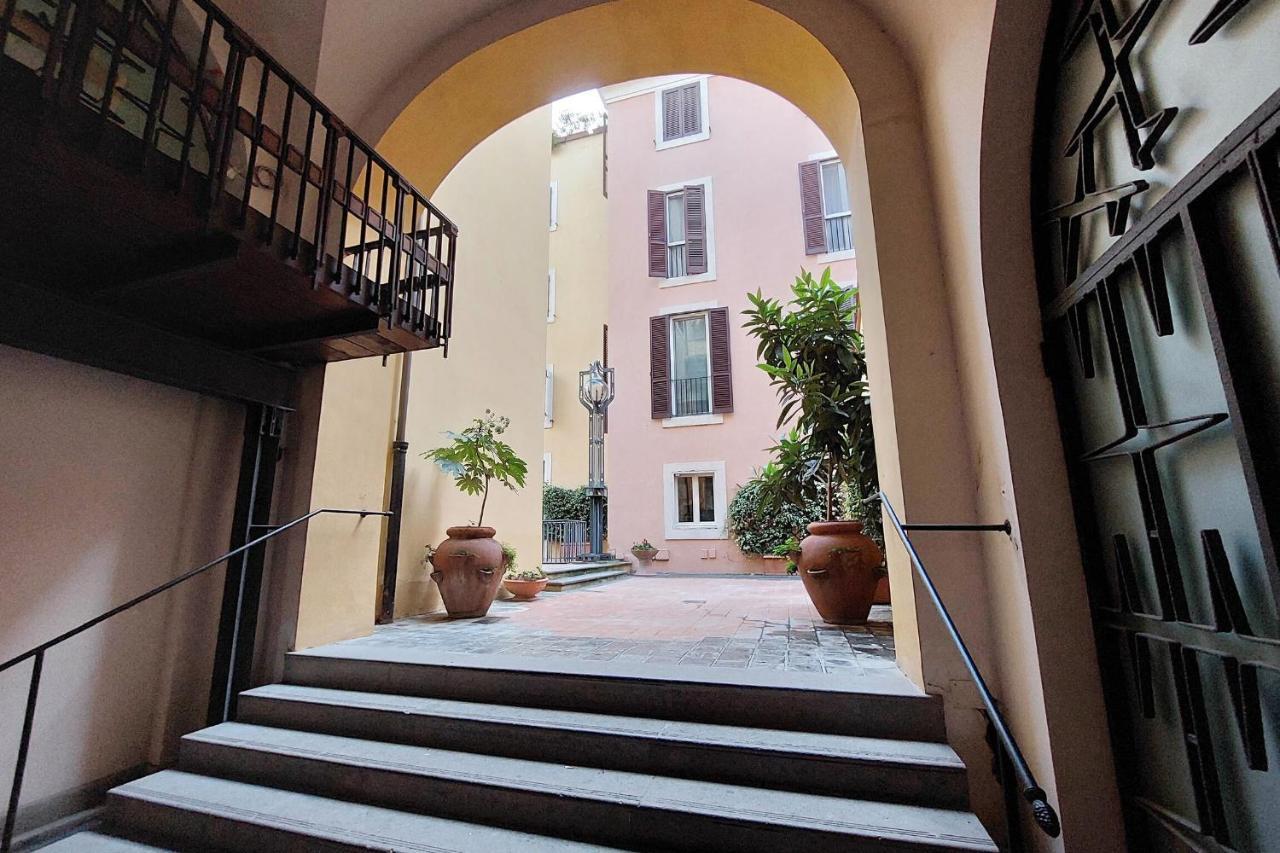 Appartamento Luxury Di San Giacomo Roma Esterno foto