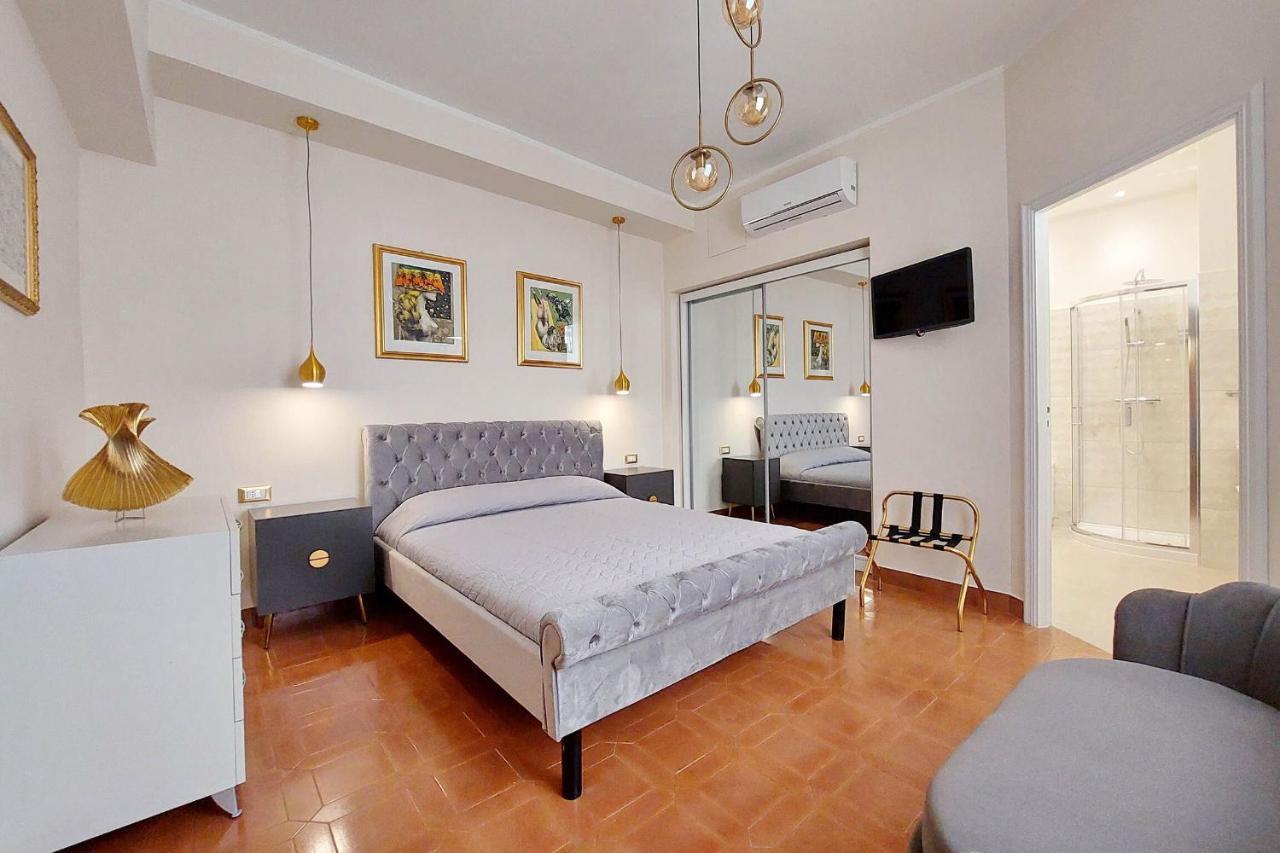 Appartamento Luxury Di San Giacomo Roma Esterno foto