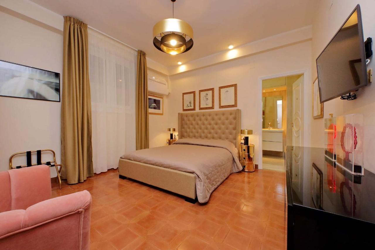 Appartamento Luxury Di San Giacomo Roma Esterno foto